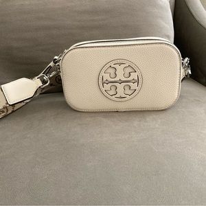 Tory Burch Mini Miller Crossbody bag💖